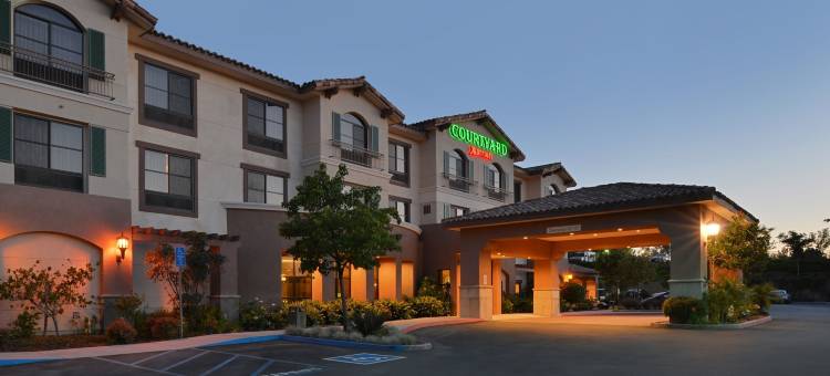 橡城文图拉县万怡酒店(Courtyard Thousand Oaks Ventura County)图片