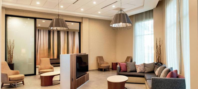 梅萨Wrigleyville West万怡酒店(Courtyard Mesa at Wrigleyville West)图片