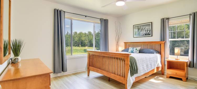 山景缅因小屋：滑雪、徒步和骑行！(Mountain-view Maine Cabin: Ski, Hike & Bike!)图片