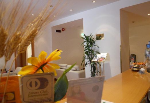 Albergo ItaliaHotel Overview