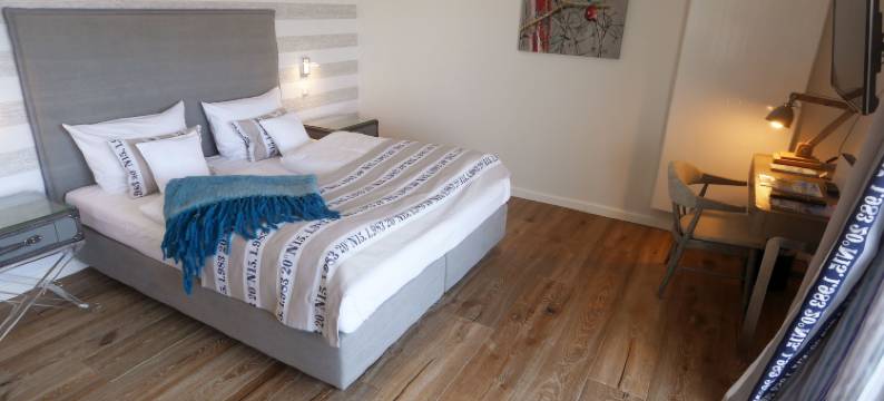 轻松住酒店(Easy Living)图片