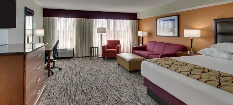 博林格林德鲁里套房酒店(Drury Inn & Suites Bowling Green)图片