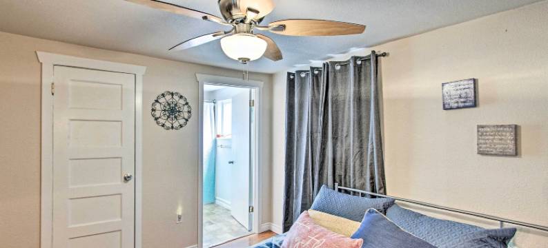 位于市中心附近，有火坑的可爱塔科马小屋！(Lovely Tacoma Cottage w/ Fire Pit, Near Dtwn!)图片