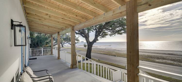 长滩一线海滨度假屋(Front Row Beachfront Long Beach Getaway)图片