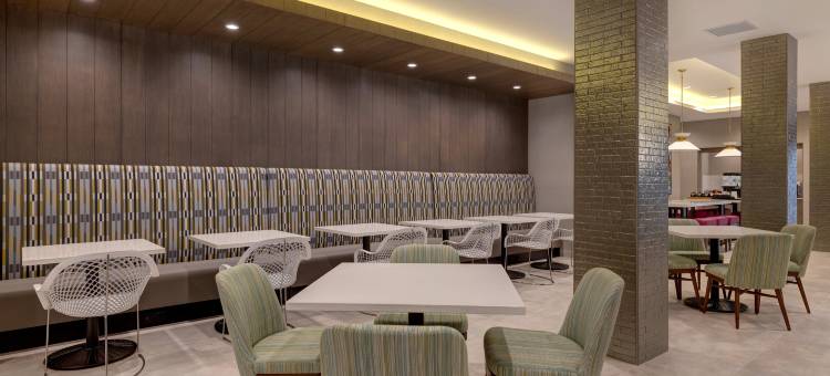 蒂梅丘拉希尔顿花园酒店(Hilton Garden Inn Temecula)图片