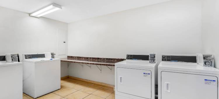 美冠鹦鹉舒适酒店(Comfort Inn Cockatoo Near LAX Airport)图片