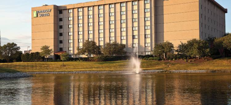 芝加哥绍姆堡伍德菲尔德希尔顿安泊酒店(Embassy Suites by Hilton Chicago Schaumburg Woodfield)图片