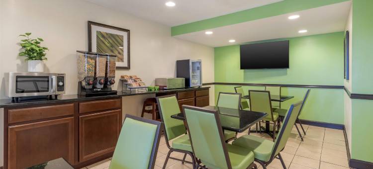 SureStay Hotel by Best Western East Brunswick图片