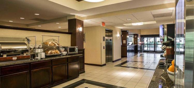 哈尼斯商场舒适套房酒店(Comfort Suites Hanes Mall)图片