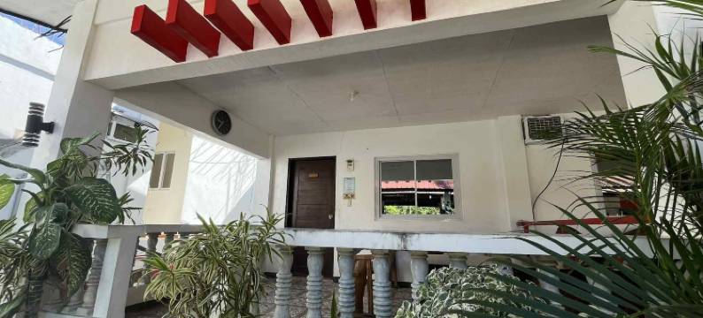 KNB西别墅酒店，由SMS酒店管理(KNB West Villa Inn by SMS Hospitality)图片