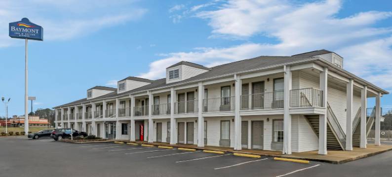 塔斯卡卢萨呗盟套房酒店(Baymont by Wyndham Tuscaloosa)图片