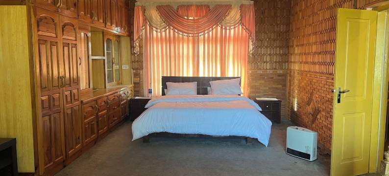 雪松与苏顿(Cedar & Sutoon)图片