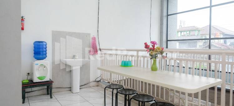 Guest House Pinarak 2 Syariah Near Gor Satria Purwokerto Mitra RedDoorz图片