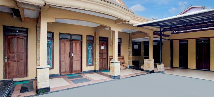 巴厘巴板O酒店靠近塔曼贝鲁昂马杜(原棕榈咖啡旅馆)(Hotel O Balikpapan Near Taman Beruang Madu Formerly Palm Cafe Inn)图片