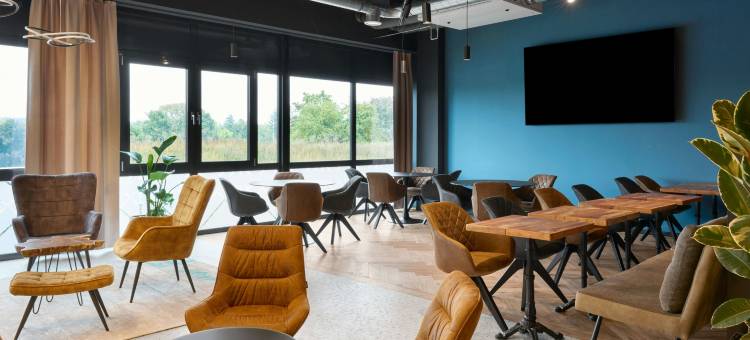 厄斯特林根Four Points Flex by Sheraton酒店(Four Points Flex by Sheraton Östringen)图片