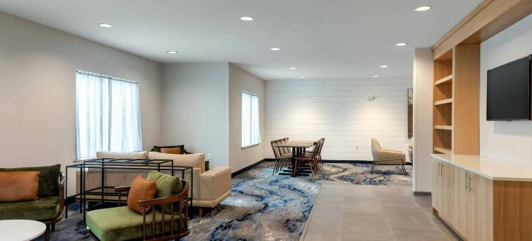 萨凡纳机场万枫套房酒店(Fairfield Inn & Suites Savannah Airport)图片