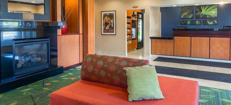 坎图万枫套房酒店(Fairfield Inn & Suites Canton)图片
