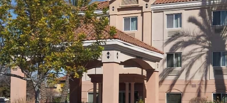 旧金山圣卡洛斯万枫套房酒店(Fairfield Inn & Suites San Francisco San Carlos)图片