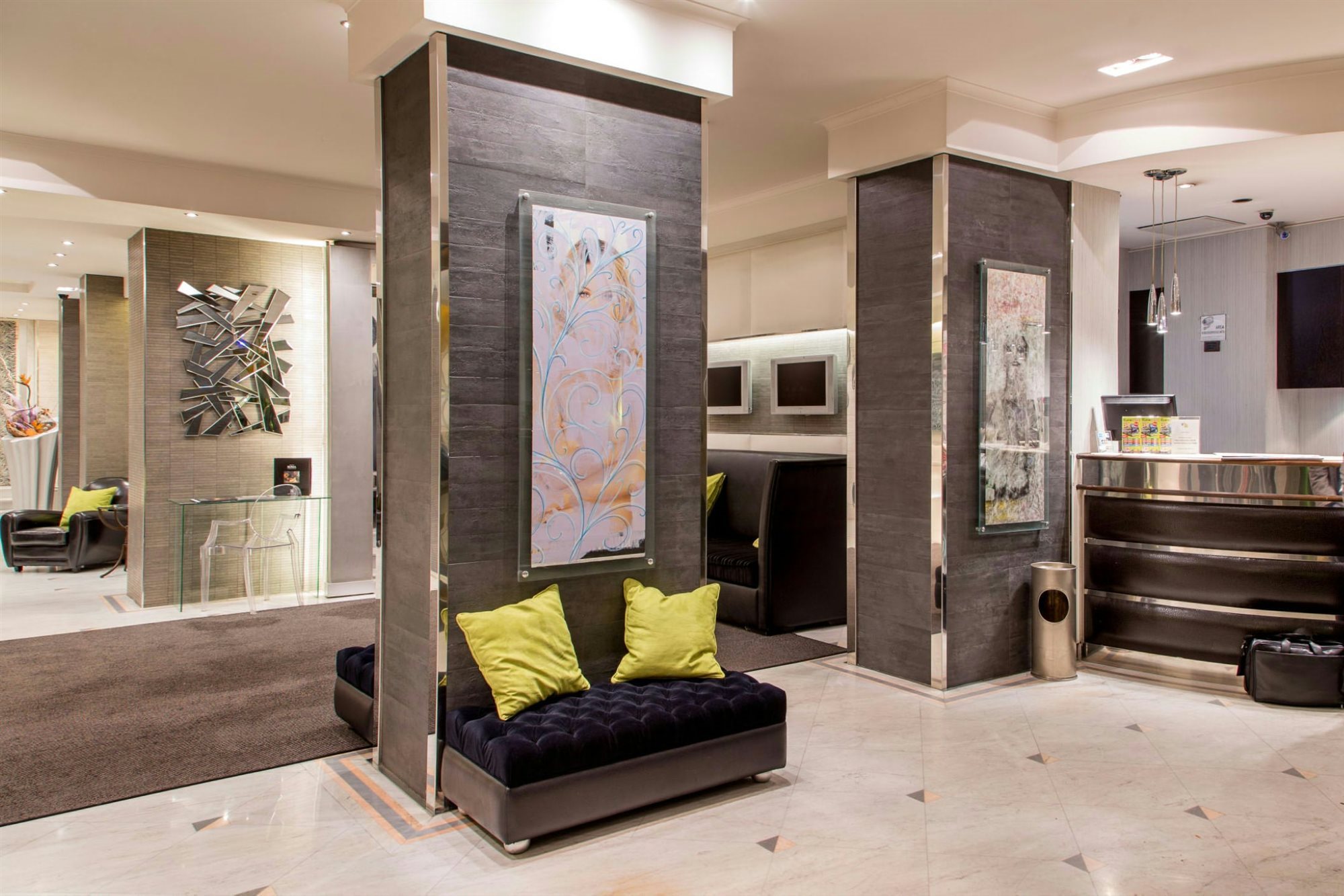 Hotel Ariston Over view