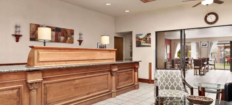 阿克塔温德姆华美达酒店(Ramada by Wyndham Arcata)图片