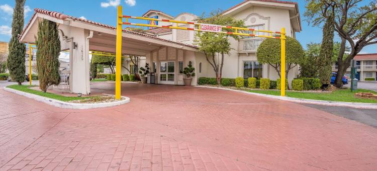 达拉斯市场中心6号汽车旅馆(Motel 6 Dallas, TX - Market Center)图片