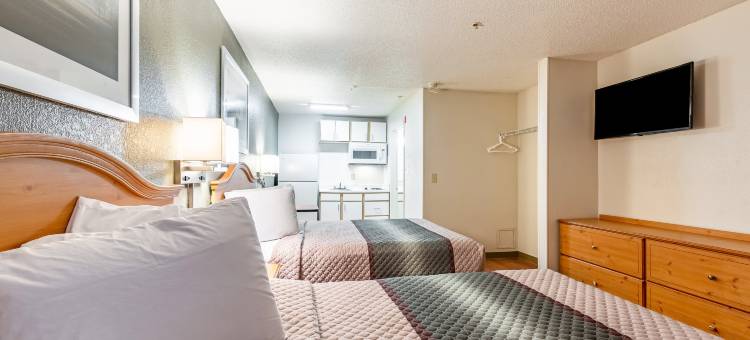 亚特兰大东北桃树角霍姆汤公寓(HomeTowne Studios Atlanta NE - Peachtree Corners)图片