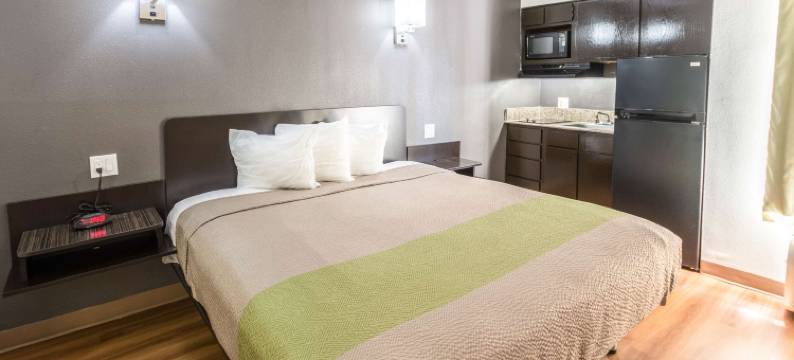 阿林顿6号一室公寓酒店(Studio 6 Arlington, TX)图片