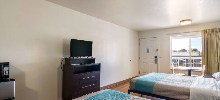 205波特兰6号购物汽车旅馆(Motel 6 Portland, or  Mall 205)图片