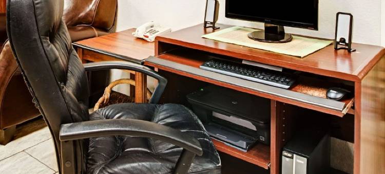 奥马哈埃普利机场-卡特湖温德姆速8酒店(Super 8 by Wyndham Omaha Eppley Airport/Carter Lake)图片