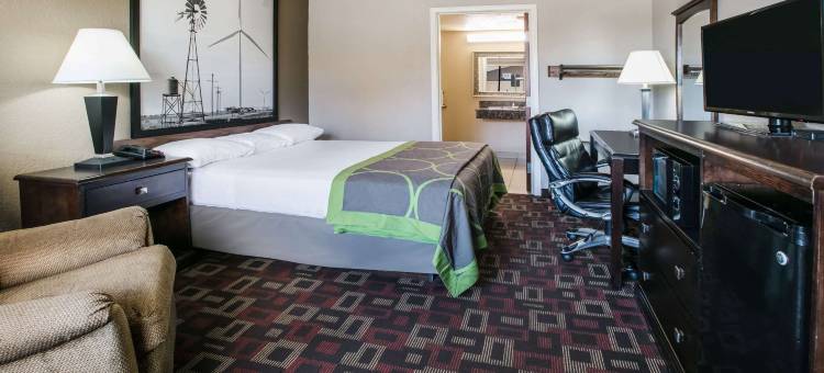 俄克拉何马城机场费尔格朗兹西温德姆速8酒店(Super 8 by Wyndham Oklahoma Airport Fairgrounds West)图片