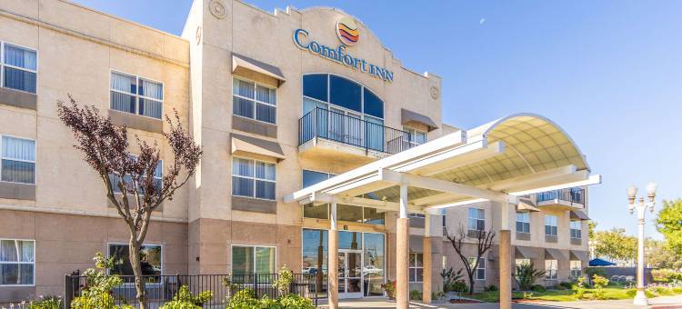 汉福德勒穆尔舒适酒店(Comfort Inn Hanford Lemoore)图片