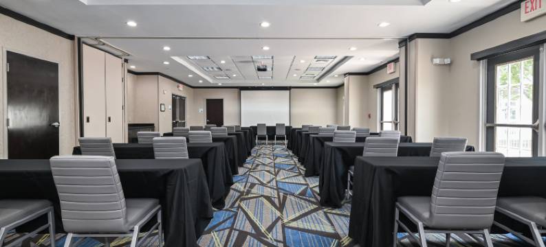 智选假日套房酒店夏洛特东南亚 - 马修斯(Holiday Inn Express & Suites CHARLOTTE SOUTHEAST - MATTHEWS by IHG)图片