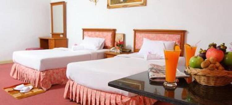 OYO 75466 13 Coins 邦亚酒店(OYO 75466 13 Coins Bang Yai Hotel)图片