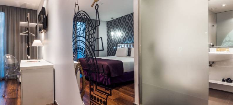 伊科尼克兰布拉大道(Ikonik Ramblas)图片