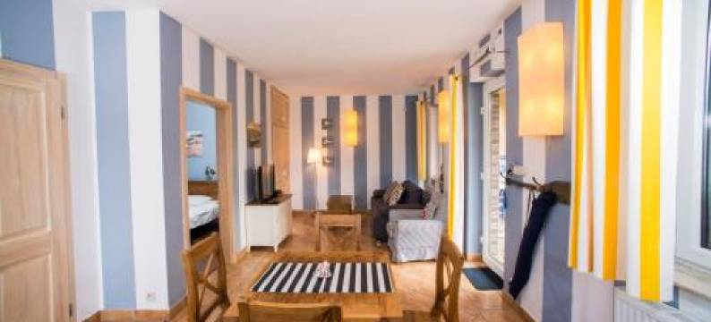 维拉马勒公寓式酒店(Villa Mare Apartamenty)图片