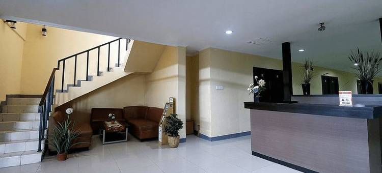 红多兹酒店-近ITC塞姆帕卡马斯(RedDoorz Near ITC Cempaka Mas)图片