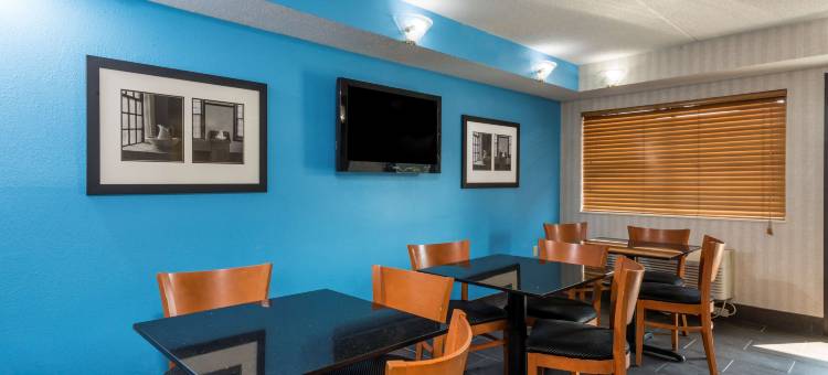 匹兹堡哈马维尔戴斯酒店(Days Inn by Wyndham Pittsburgh-Harmarville)图片