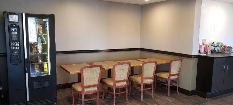 Travelodge by Wyndham Brooklyn Center图片