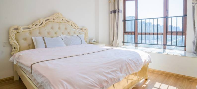 房东华少公寓(陈宜禧路分店)图片