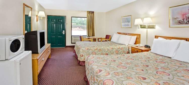 玛丽埃塔西-阿特尔地区速8酒店(Super 8 by Wyndham Marietta/West/ATL Area)图片