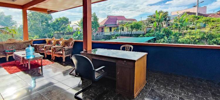 OYO 92079 阿纳奇伊斯兰家庭旅馆(Anaqi Homestay Mitra RedDoorz)图片