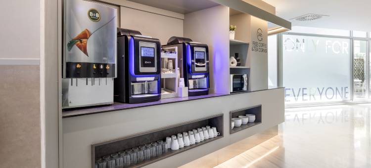 马德里皮纳尔德拉斯罗萨斯民宿酒店(B&B HOTEL Madrid Pinar de Las Rozas)图片