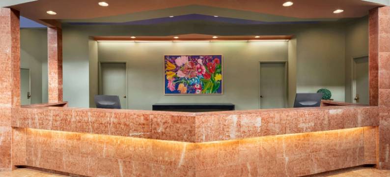 西埃德蒙顿皇家酒店，温德姆Trademark精选(Royal Hotel West Edmonton, Trademark Collection by Wyndham)图片