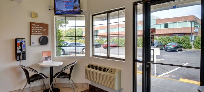 哈特福德6号汽车旅馆 - 韦瑟斯(Motel 6 Wethersfield, CT - Hartford)图片