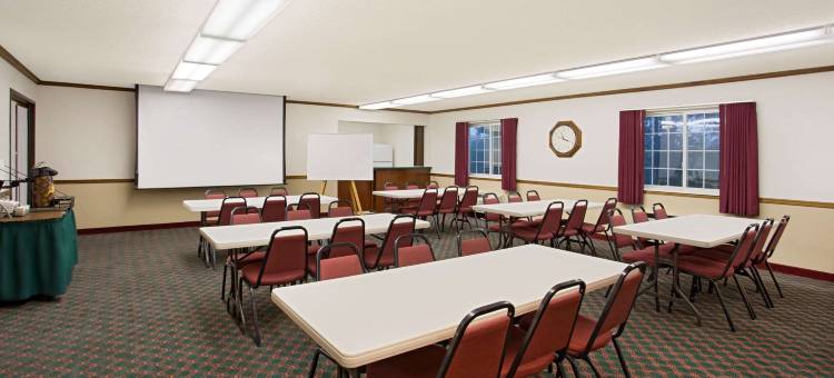 新汉普顿速8酒店(Super 8 by Wyndham New Hampton)图片