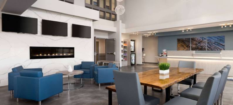 卡尔加里贝巴尔扎克戴斯酒店(Days Inn by Wyndham Calgary North Balzac)图片