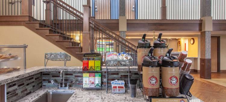 曼凯托AmericInn酒店活动中心(AmericInn by Wyndham Mankato Event Center)图片