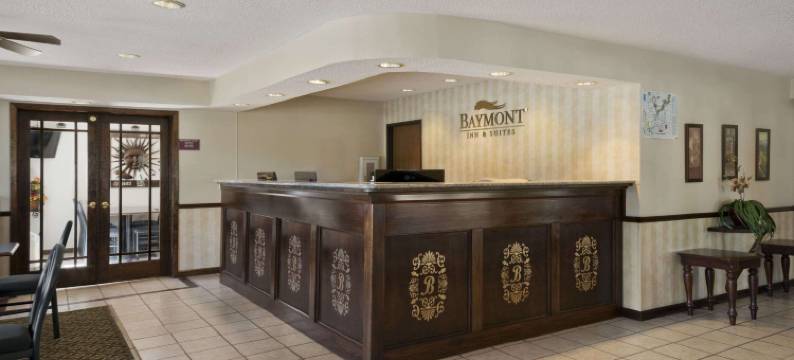 怀特沃特呗盟套房酒店(Baymont by Wyndham Whitewater)图片