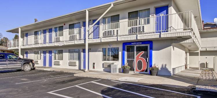 格林贝6号汽车旅馆(Motel 6 Green Bay, WI)图片