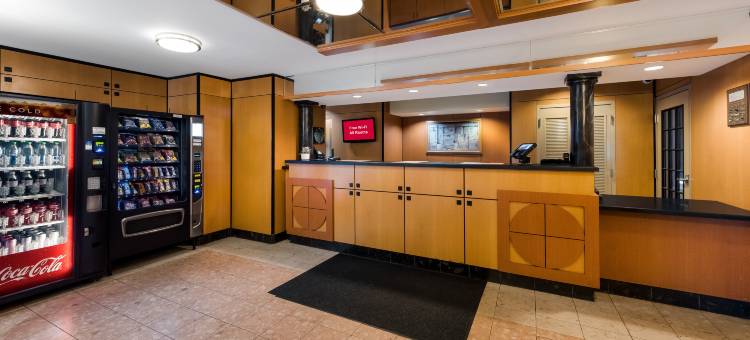 哥伦布市区红顶PLUS酒店-会议中心(Red Roof Plus+ Columbus Downtown-Convention Center)图片